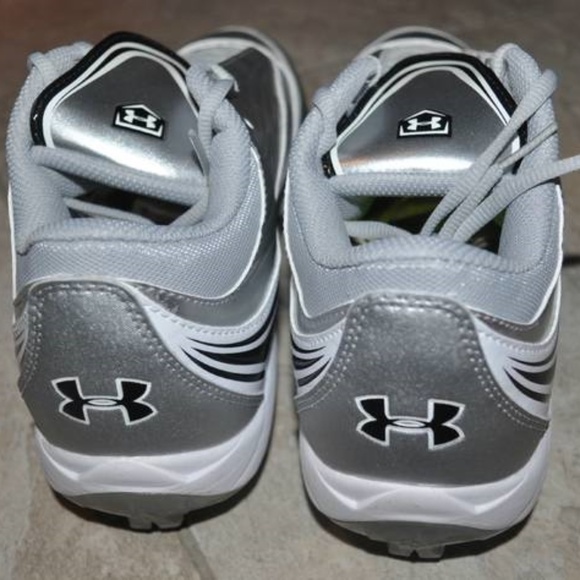 Womens Baseball Cleats Under Armour 12 Glyde IV ST Silver Metal Athletic Shoes - Picture 4 of 5